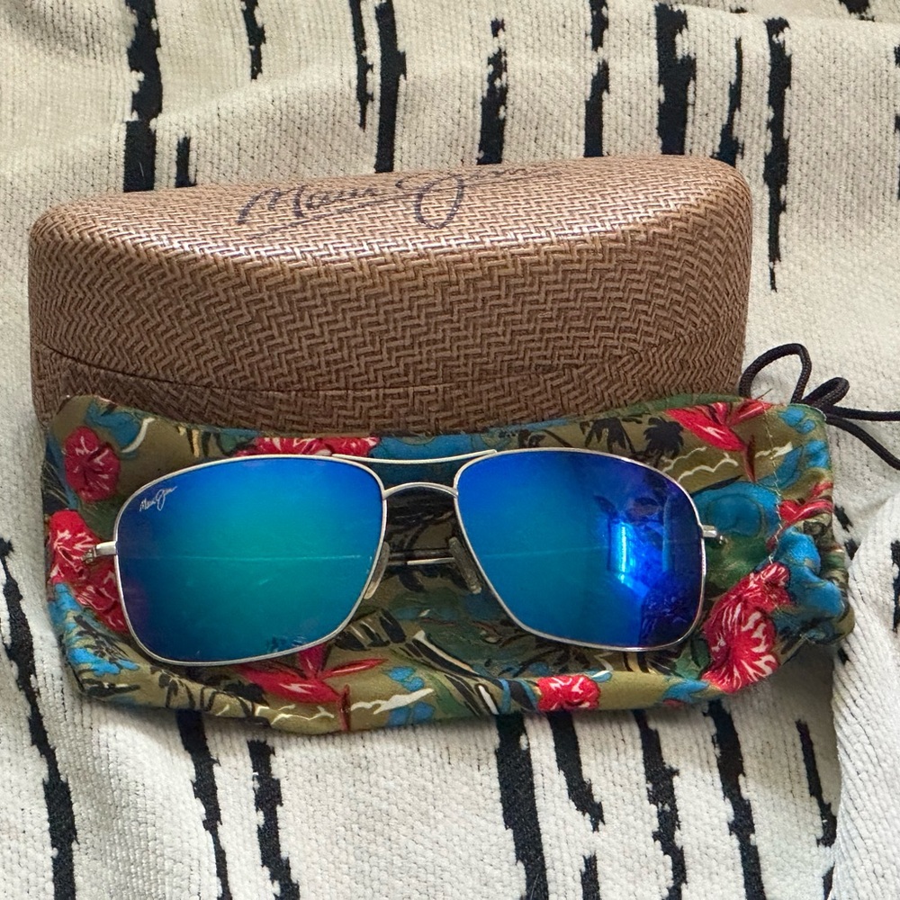 Maui Jim Aviator Sunglasses with Blue Lenses
